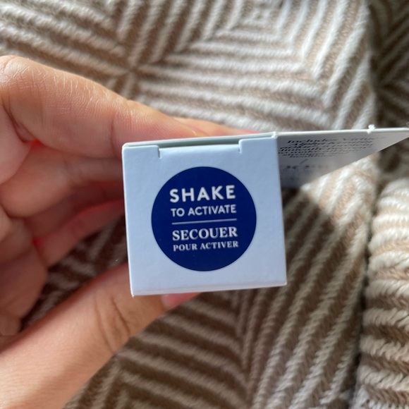 Virtue Hydrating Healing Hair Oil 20 ml - Picture 4 of 5